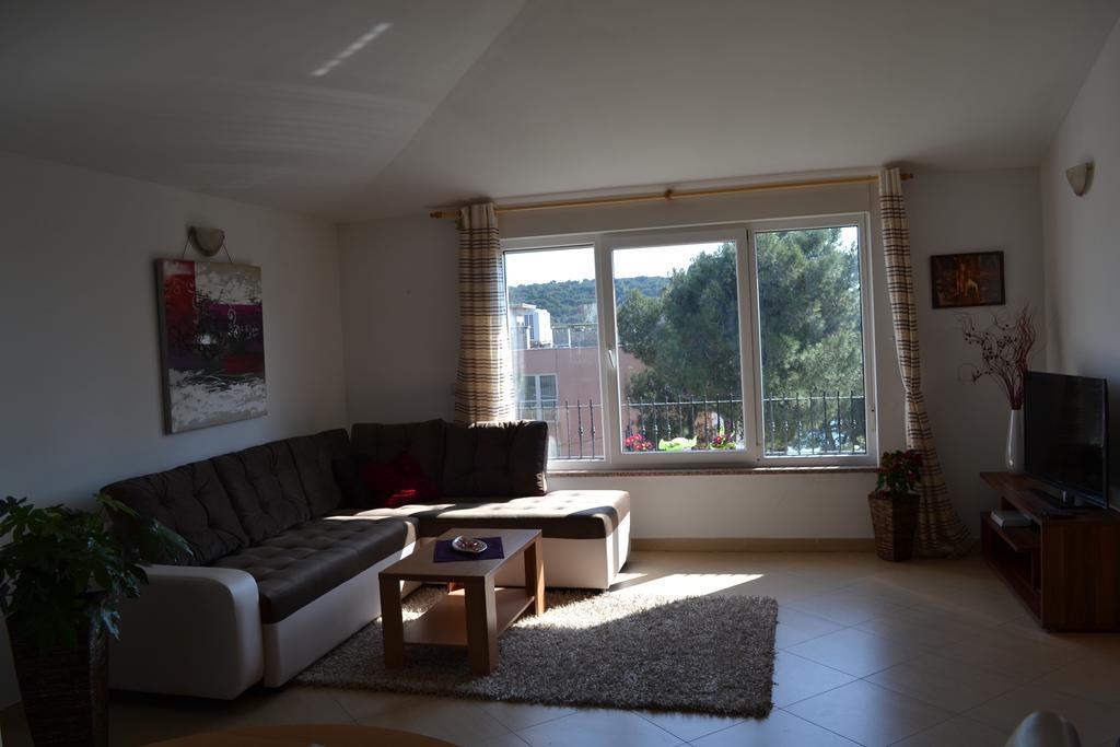 Apartment Greta,50 Meters To The Beach Banjole Zimmer foto